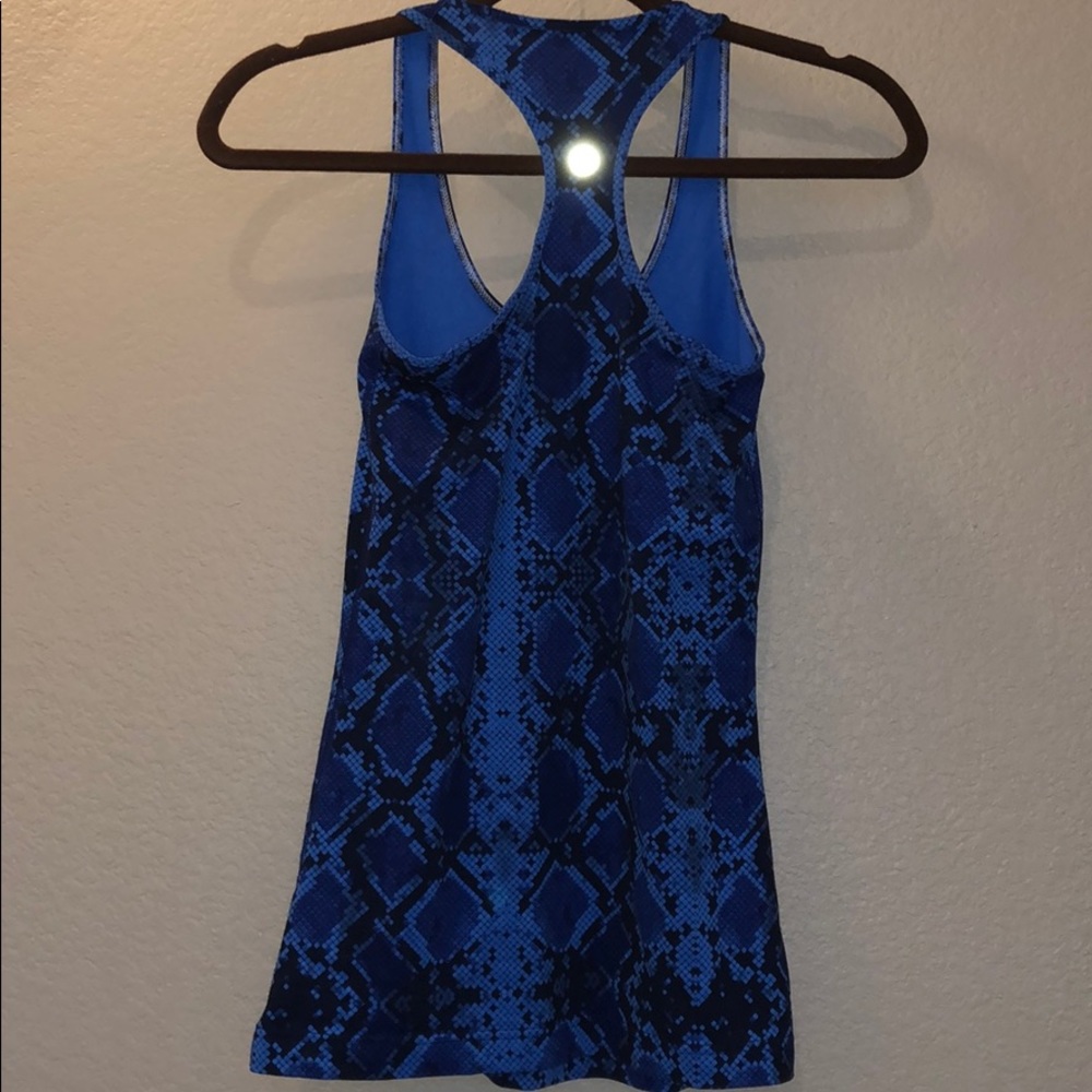 Lululemon tank